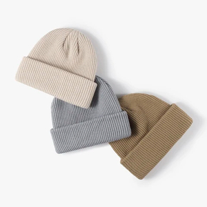 Gorro de Punto Unisex de Invierno con Impresión Digital, Bordado 3D y Logotipo Personalizado - Transpirable 100% Acrílico para Hombre y Mujer - Product Image 3