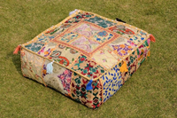 Pouf carré fait main, nouveau design indien en patchwork, coussin de sol, motif rayé, housse de coussin pour la maison ou l'hôtel
