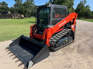 Cargadora de orugas Kubota SVL65-2 usada con cucharón para construcción agrícola - Product Image 1