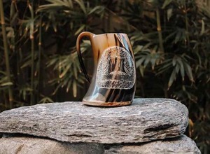 Tasse à Corne de Viking Authentique Fait à la Main Corne de Bœuf de Qualité Alimentaire Style Médiéval Chope à Bière Religieuse avec Sac Cadeau Unique - Product Image 2