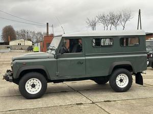 CAMIÓN USADO 2012 LAN D RO VER DEFENDER 2,0 P 2.4L V8 TURBO-DIESEL 5-MANUEL TRANSMISIÓN - Product Image 4