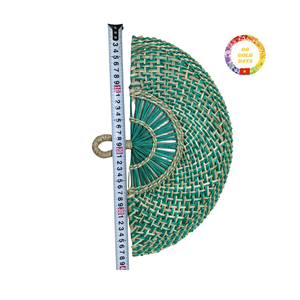 พัดลมมือจากหญ้าทะเลแบบชนบททำด้วยมือพัดลมสานจากใบปาล์มเป็นมิตรต่อสิ่งแวดล้อมสำหรับงานกิจกรรมริมชายหาดในฤดูร้อน - Product Image 1