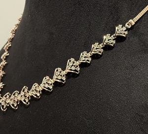 ชุดสร้อยคอเพชรแท้สำหรับผู้หญิง พร้อมต่างหู ทอง 14K/18K ได้รับการรับรองจาก IGI ทรงกลมเจียระไนแบบบริลเลียนท์ ทันสมัยและหรูหรา - Product Image 5