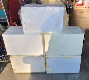 Déchets de polystyrène expansé en résine EPS de haute qualité sous forme de morceaux et de blocs Mousse EPE - Product Image 1