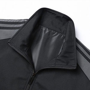 ชุดแจ็คเก็ตและกางเกงวอร์มคอสูงแบบเทรนนิ่ง  ชุดวอร์มกันลมทันสมัย  รับสกรีนโลโก้สำหรับผู้ชาย - Product Image 5