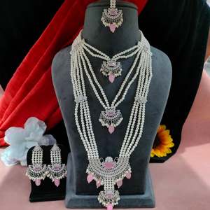 Ensemble de pendentifs en perles de pierre de diamant américain Perles de qualité pour le glamour moderne et l'élégance classique à la mode Unique - Product Image 6