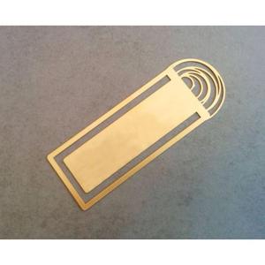 Marcapáginas de metal personalizados para entusiastas de la literatura marcapáginas de diseño con forma de flor con acabado antiguo dorado - Product Image 2