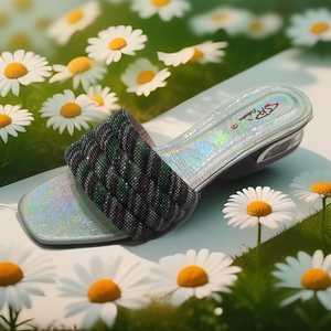 Zapatos de tacón tradicionales de mujer pakistaní colección 2023 de gran calidad para mujer disponibles en diferentes colores - Product Image 2