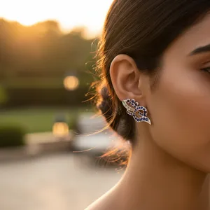 Boucles d'oreilles à clous tendance en laiton et perles pour femmes, bijoux de fête, plaqué or - Product Image 3