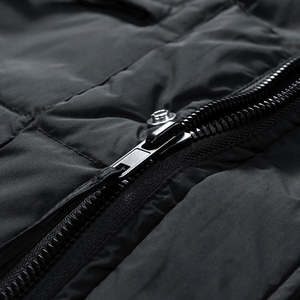 Veste matelassée formelle pour homme - Style urbain, coupe-vent et imperméable pour l'hiver, service OEM pour les marques de détail - Product Image 4