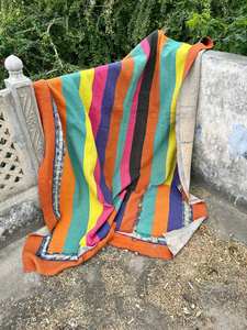 ผ้าห่ม Kantha แบบดั้งเดิมของอินเดีย เย็บด้วยมือสําหรับตกแต่งบ้าน - Product Image 3