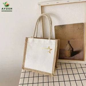 Sac de shopping blanc avec logo personnalisé, fabriqué en jute 100% écologique avec du coton intégré - Product Image 3