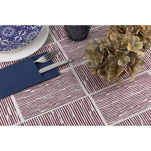 Mantel Blanco de 100x100cm con Estampado Kaito Borgoña, Papel Profesional, Envuelto en Plástico Retráctil y Codificado, B2B - Product Image 1