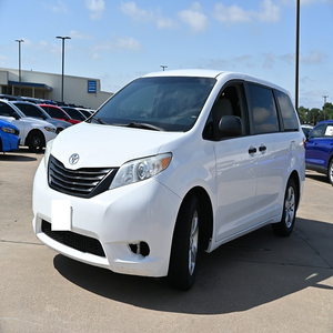 TOYOTA SIENNA L d'occasion 2015, conduite à gauche/droite - Product Image 1