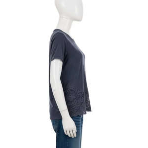 เสื้อยืดคอกลมทอแบบเป็นมิตรกับสิ่งแวดล้อม ตกแต่งด้วยลูกไม้ เนื้อผ้านุ่ม ระบายอากาศได้ดี สวมใส่สบายๆ ในชีวิตประจำวัน แฟชั่นสำหรับผู้หญิง - Product Image 2