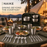 Ensemble de vaisselle moderne OEM en acier inoxydable 304, service de table de camping avec assiettes, bols, tasses et couverts pour usage en station balnéaire et pique-nique