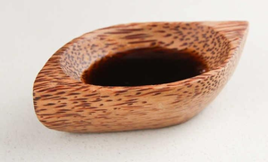 Nouveau design de bol à salade et à nourriture en bois massif de taille moyenne bol en bois fait à la main en forme de feuille pour la vente à chaud - Product Image 5