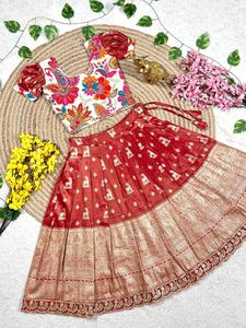 Festival Wear Cosmos Seda con tejido floral y bordado de lentejuelas Niños Lehenga Choli Fabricante y proveedor de Surat - Product Image 6