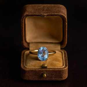 Anillo de Compromiso con Aguamarina de Corte Ovalado, Chapado en Oro Amarillo de 14K, Anillo de Boda Minimalista - Product Image 2