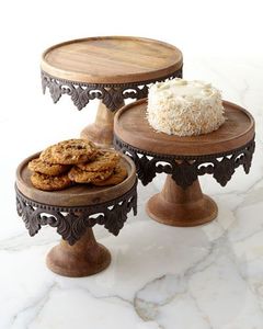 Juego de 3 Soportes para Pastel de Madera Vintage |   Base para Cupcakes de Madera de Mango Rústica |   Plato Decorativo de Hierro Fundido para Repostería - Product Image 3