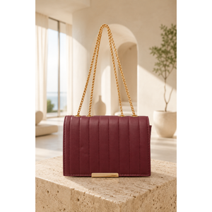 Bolso con Correa de Cadena y Patrón Acolchado Color Borgoña, Accesorios de Ropa - Product Image 1