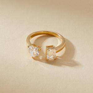 Bague ouverte Toi Moi en or massif 18 carats avec diamant taille cœur et taille émeraude de 1,01 carat, cultivé en laboratoire, bijou de promesse, cadeau pour petite amie - Product Image 1