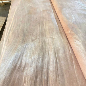 Feuille de placage en bois d'okoumé du Vietnam pour des portes de meubles et le style moderne de contreplaqué - Product Image 1