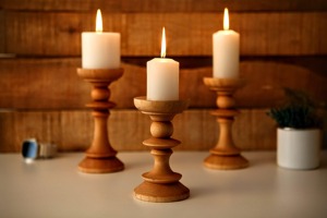 Dernier modèle de chandelier en bois avec une qualité supérieure du bois, design antique, chandelier haut de gamme fabriqué pour toute maison de campagne ou toute ferme - Product Image 3