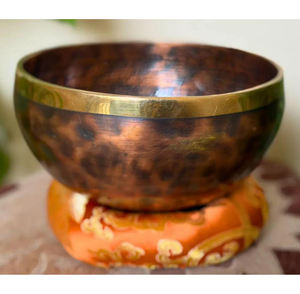 Bol chantant de haute qualité exclusif, poli, fait à la main, en laiton tibétain, pour la méditation, la thérapie sonore, le yoga, le nettoyage des chakras - Product Image 1