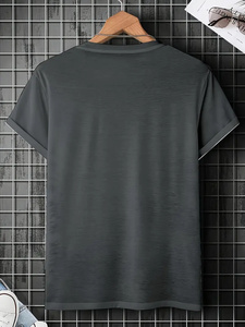 Vente en gros 2024 de t-shirts en coton pour hommes, top de fitness à manches courtes, stock de vêtements en vrac, balle de vêtements mélangés, vêtements d'occasion - Product Image 4