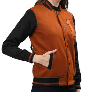 Vestes universitaires Nouveau style streetwear Veste universitaire avec corps en laine Taille courte Veste universitaire pour femmes en vente en gros - Product Image 3