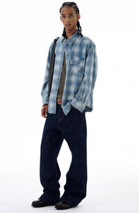 Veste en jean décontractée vintage pour homme personnalisable, design à carreaux délavé, lavable, décoration à boutons, pour couples - Product Image 4