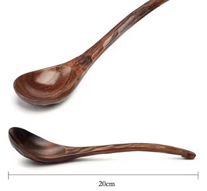Cuchara de madera totalmente natural de excelente calidad para cocinar o servir y uso diario disponible a buen precio - Product Image 3