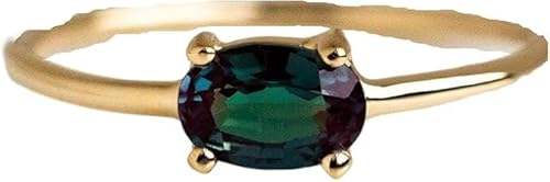 สีม่วงสีเขียว