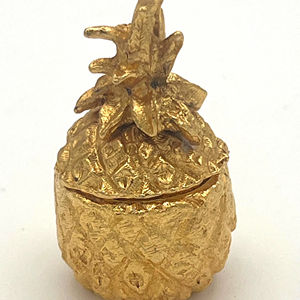 Pineapple Shaped <b>Gold</b> <b>Ice</b> <b>Bucket</b> For Display And Gifting Elegant Decorative Tabletop Accent For Home Bar And Special Occasions - Product Image 1