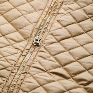 Meilleure veste bouffante de style High Street pour femmes pour l'hiver Tissu en toile tricoté et respirant Coupe-vent Look décontracté - Product Image 5