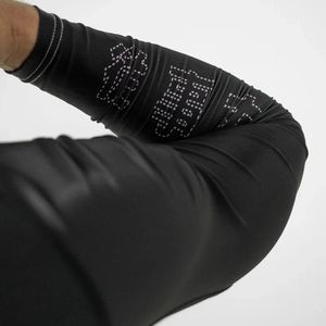 Rashguard de compression pour homme, chemise de compression personnalisée, rashguard à manches longues avec logo personnalisé, vente en gros, en spandex pour homme - Product Image 5