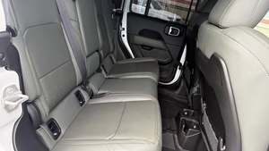 Jeep Gladiator Mojave Usado 2025 - Product Image 6