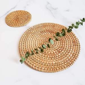 Vintage 2024 BoHo classique tissé rotin dessous de verre accessoires de cuisine bambou porte-gobelet salle à manger tapis et tampons du Vietnam - Product Image 5
