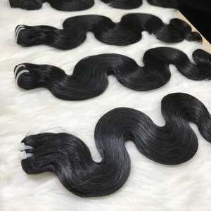 Paquete de cabello de trama virgen de onda del cuerpo Cabello vietnamita crudo de alta calidad Negro Un donante para mujeres negras - Product Image 4