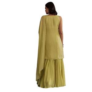 ชุด kurta ผ้าโปร่งบางสีเขียวมะนาวอ่อนพร้อมปักเย็บริมหอยเชลล์สำหรับงานแต่งงานงานเลี้ยงฉลองและโอกาสพิเศษ - Product Image 4