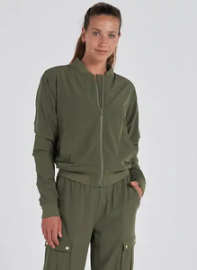 Venta caliente Mujeres Pantalones sueltos Traje Pantalones de dos piezas Conjunto Moda Señoras Pantalones Trajes Diseños - Product Image 4