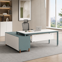 Bureau de direction moderne en forme de L avec armoire latérale, panneau de particules mélaminé E1, structure en acier, mobilier pour directeur général