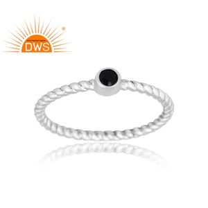 Diseño caliente 925 Anillo de piedras preciosas espinales negras naturales de plata esterlina Proveedor de joyería personalizada para mujeres Regalo para ella - Product Image 1