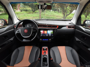 SUV Eléctrico con Batería de Litio AWD, Alta Velocidad, Gran Distancia al Suelo, Motor Potente, Autonomía de 601-700 km, Potencia de 150-200 kW - Product Image 4