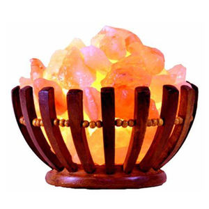 Panier en bois Lampe au sel de l'Himalaya avec luminosité réglable et morceaux de sel de roche authentiques Idéal pour le spa à domicile et l'utilisation de cadeaux - Product Image 1