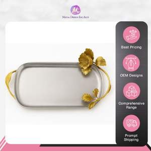 Plateau de service rectangulaire en métal couleur argent de luxe avec poignées florales élégantes Plateau de table décoratif de qualité supérieure pour la maison - Product Image 2