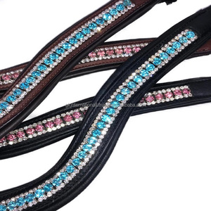 Banda de cuero acolchada para cejas de caballo, banda de cuero supersuave con incrustaciones de canal vacío, 3 filas de cristales transparentes, banda ostentosa con lazos a presión - Product Image 3