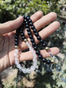 สร้อยคอประดับลูกปัดควอตซ์ใสและทัวร์มาลีนสีดำ ลูกปัดเรียบ ชุบเงินบนทองเหลือง สร้อยคอคลาสสิก เครื่องประดับงานแต่งงาน - Product Image 3