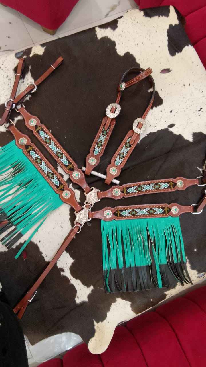 สีน้ำตาล/สีฟ้าคราม